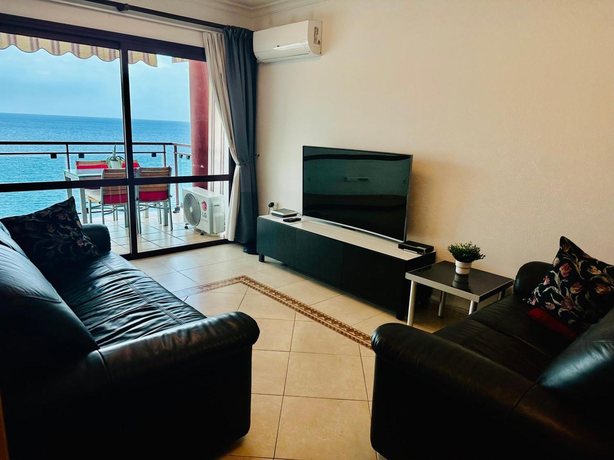 Su Eminencia - Sea View Apartment With Modern Comforts Playa Del Cura  Exteriör bild